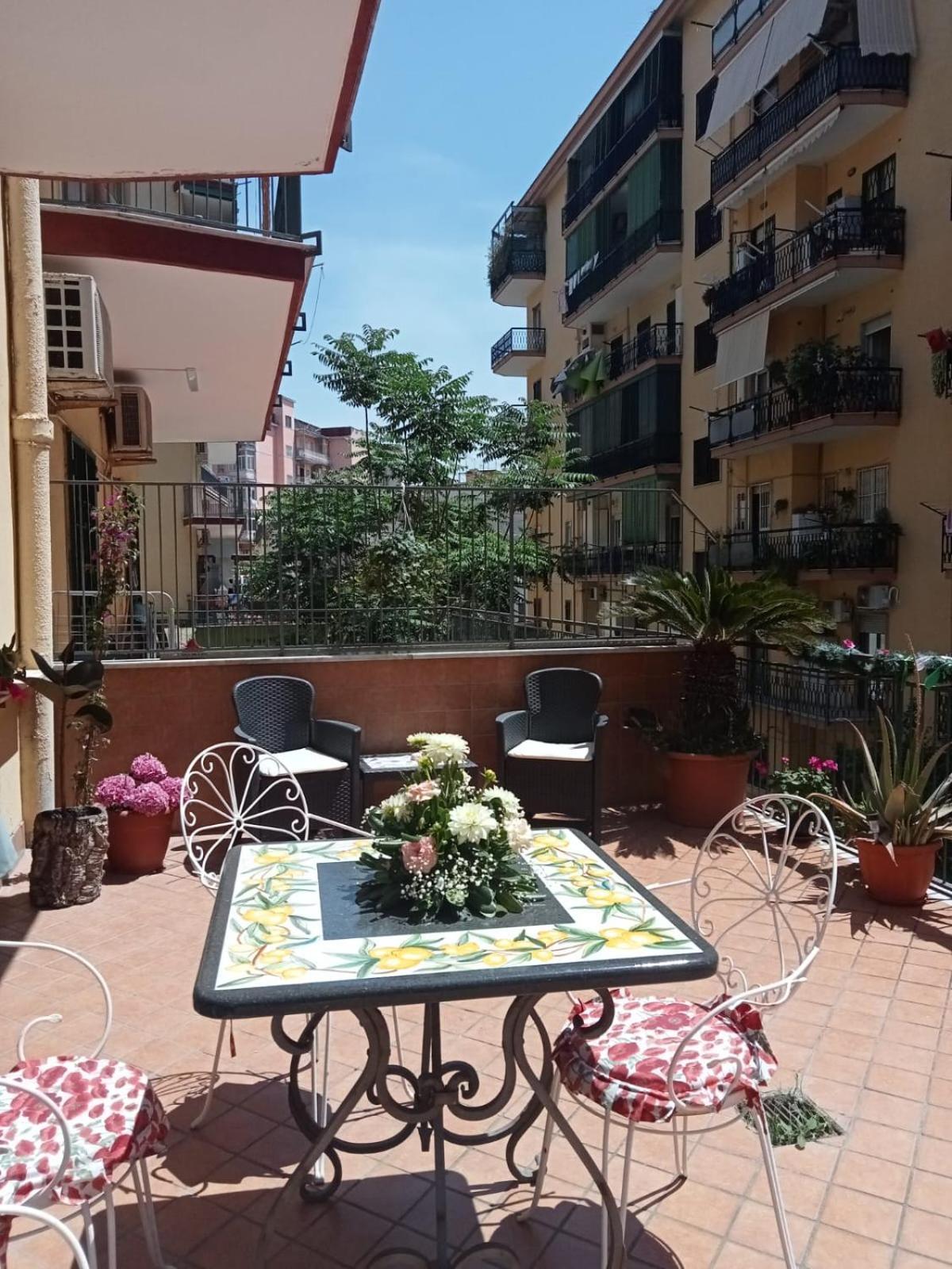 La Terrazza Di Monica & Teresa Bed and Breakfast Portici Buitenkant foto